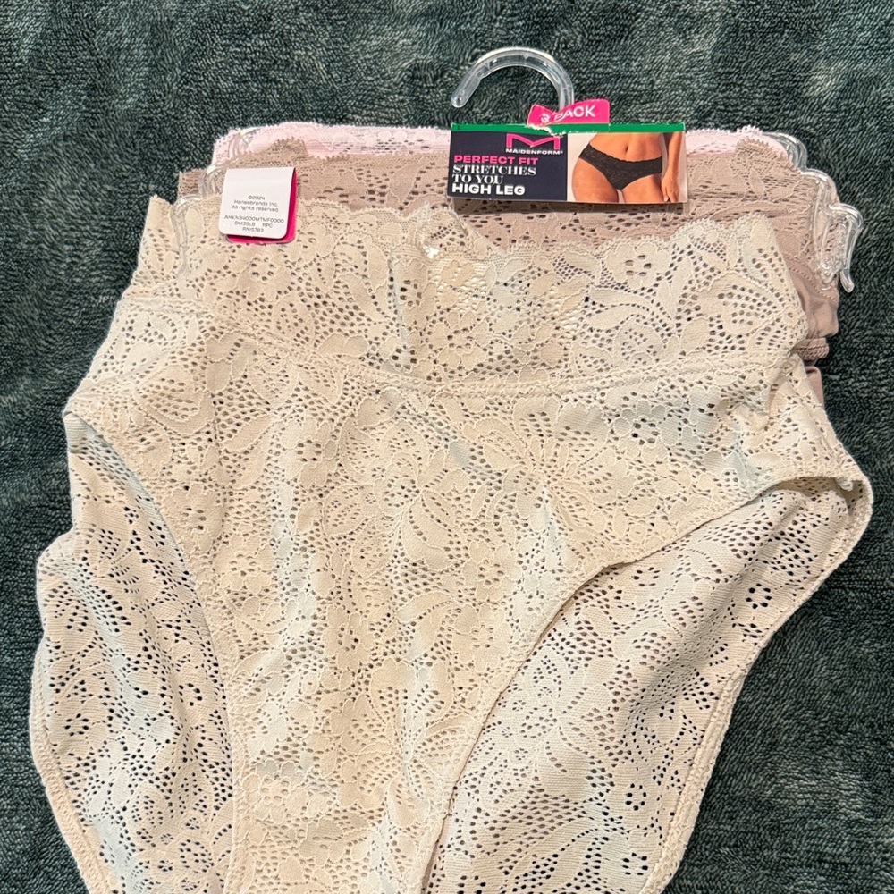 Maidenform Lace High Leg Panties - Cream and Pink